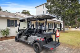 Private Pool, 6-Seater Golf Cart! 5 Min Walk to 30A & Beach!