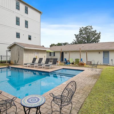 Private Pool, 6-Seater Golf Cart! 5 Min Walk to 30A & Beach!