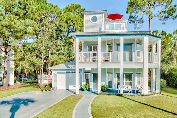 Outdoor Oasis! Heated Pool - 1/2 Mi to the Beach - Golf Cart!