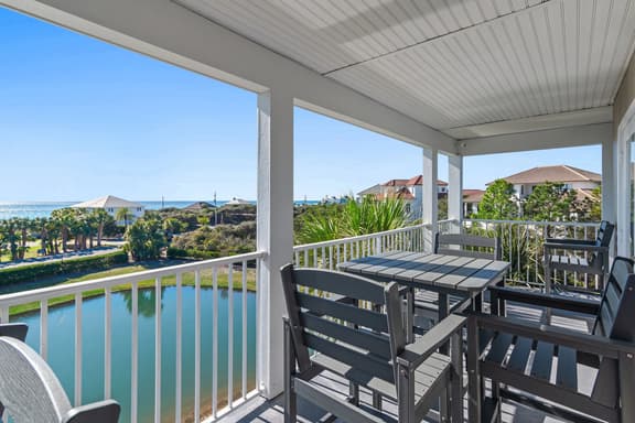 Sunset Views, Steps to the Sand, Heated Pools!